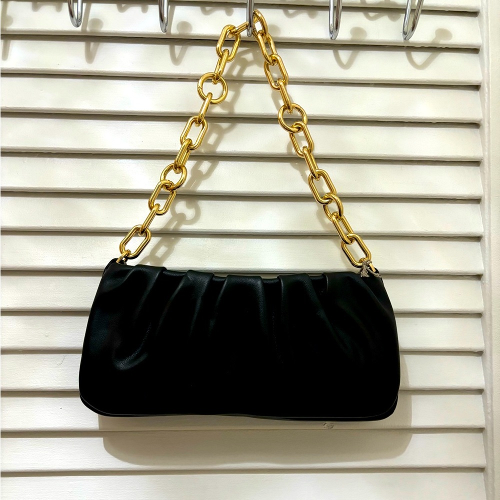 NWT A new day chain ruched shoulder bag